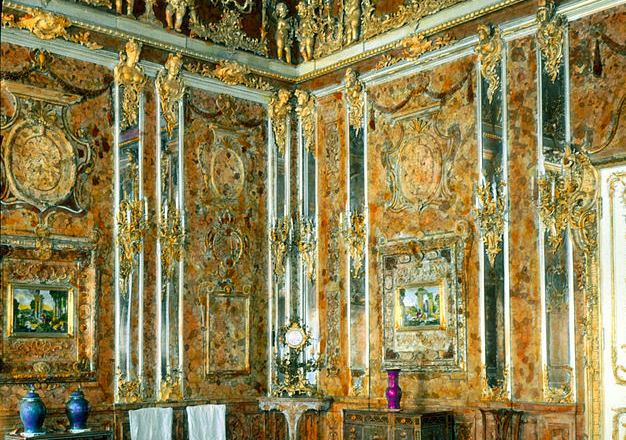 O enigma da câmara de âmbar – Roberto Managau