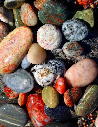 Pedras preciosas, por Alfredo Behrens