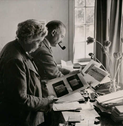 Agatha Christie Atril press
