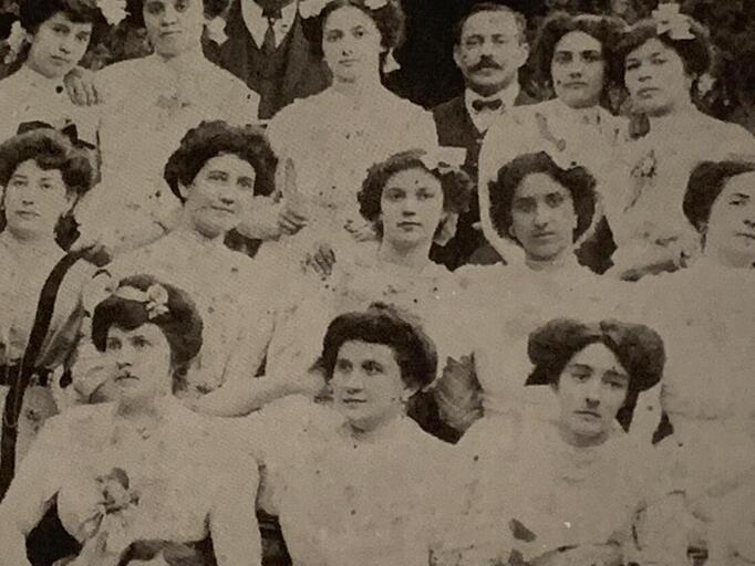 Sociedad de baile Terpsicore de Coro Atril press