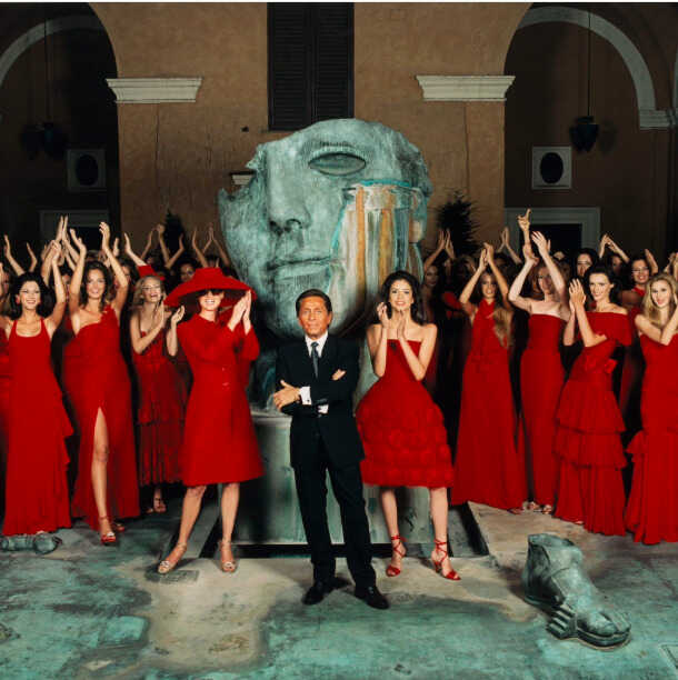 Patrick Demarchelier Atril press