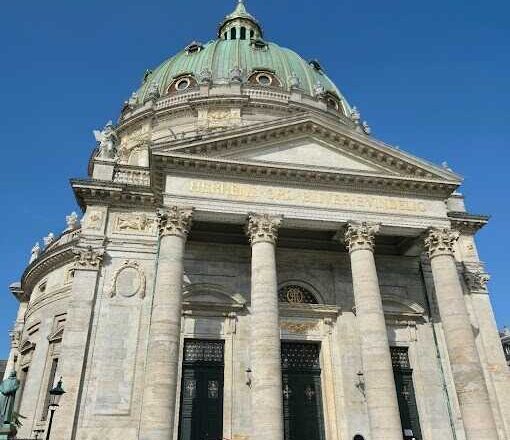 Todo un símbolo, <br/> por Mayte Navarro