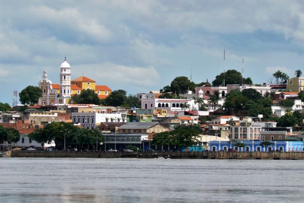 Esplendorosa Ciudad Bolívar y su Río Orinoco. Estado Bolívar. Venezuela. 2008